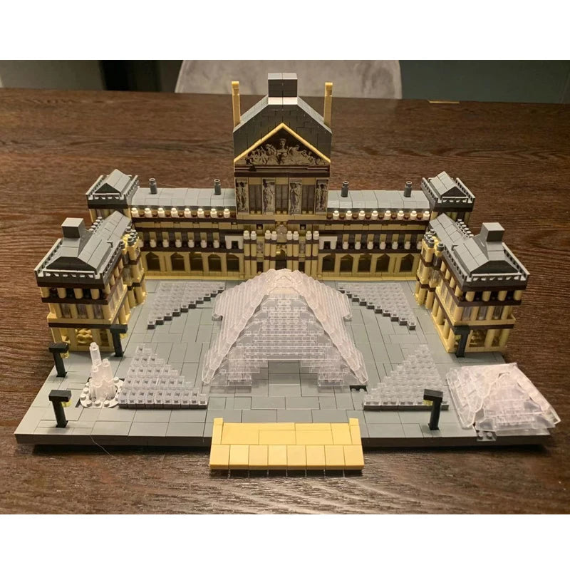 Paris Louvre Museum | mini blocks model