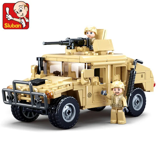 Humvee with minifig | 265pcs