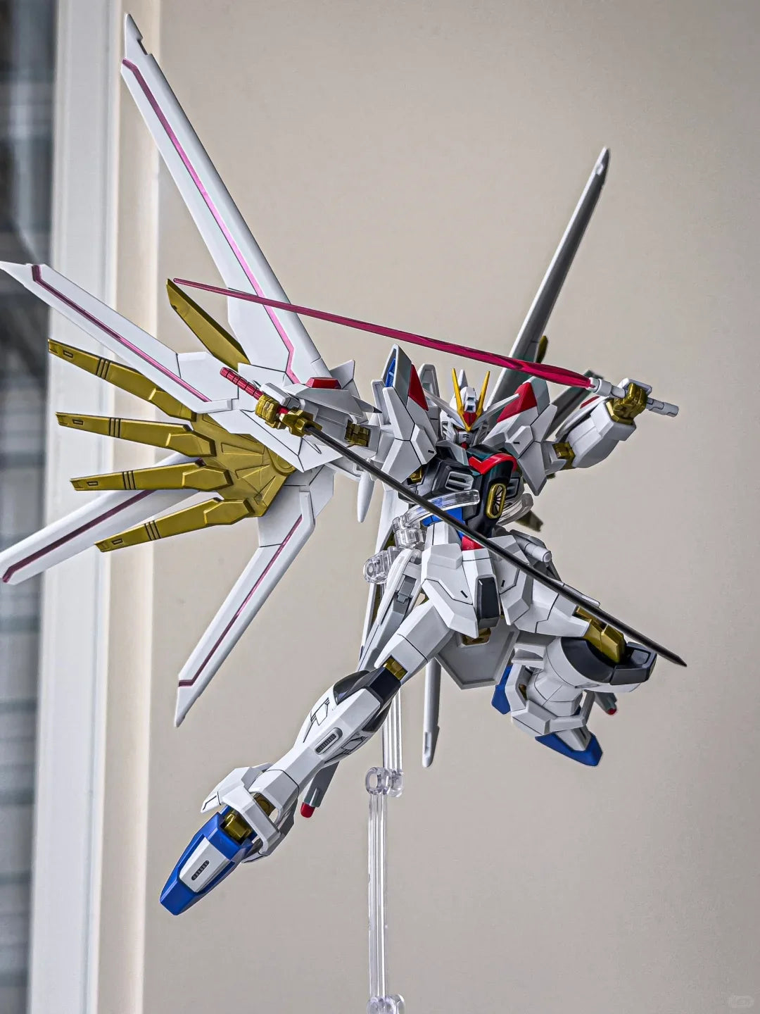 Customization Freedom Scale Mighty Strike Freedom | 1/144 scale – Geeky Grotto