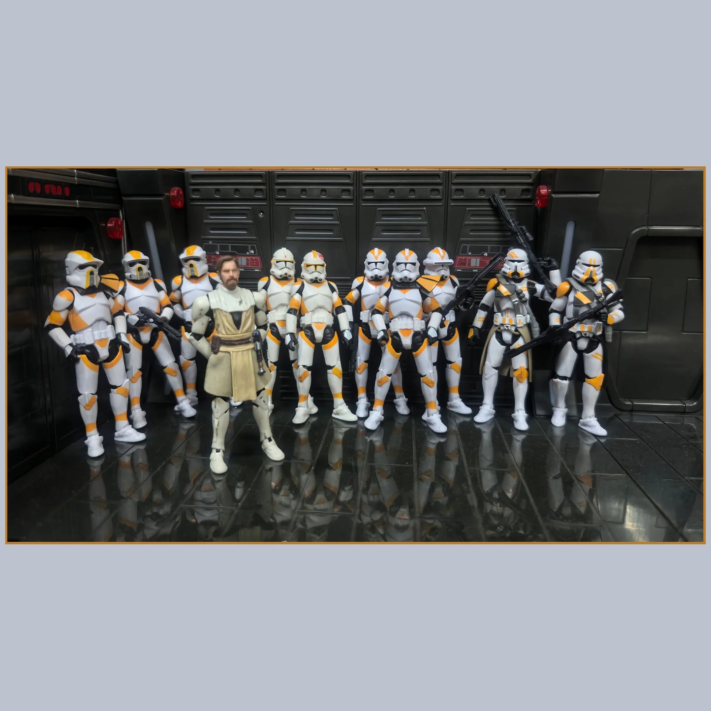 Star Wars 1/18 Airborne 212th or 104th Wolfpack 3.75 Inch Trooper