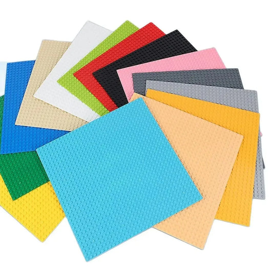 32x32  Dots Baseplates