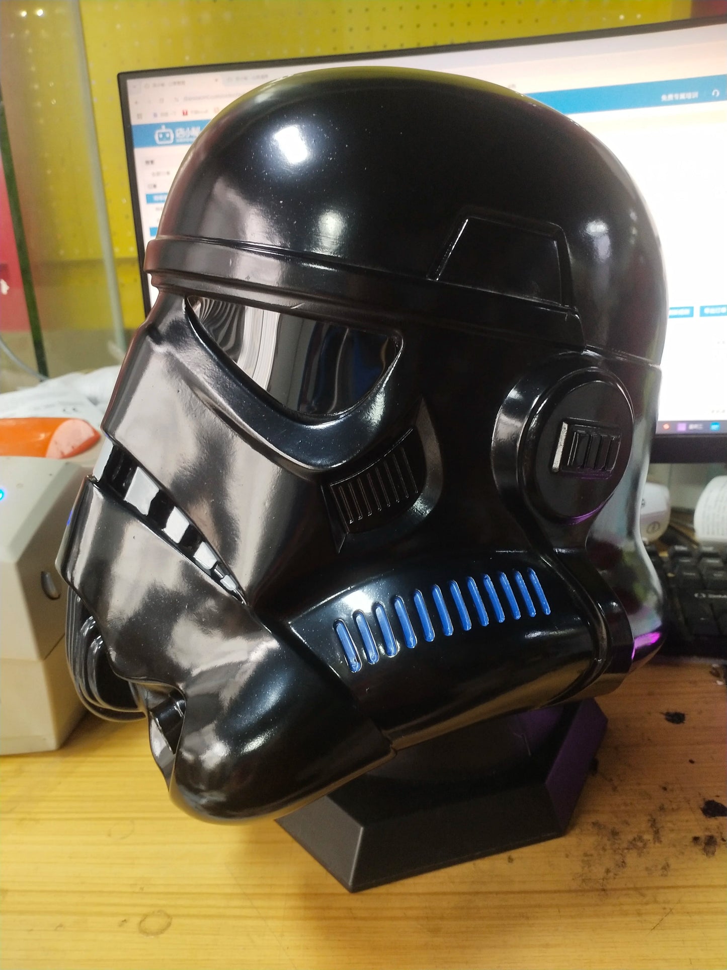 Imperial Stormtrooper Helmet (you pick)